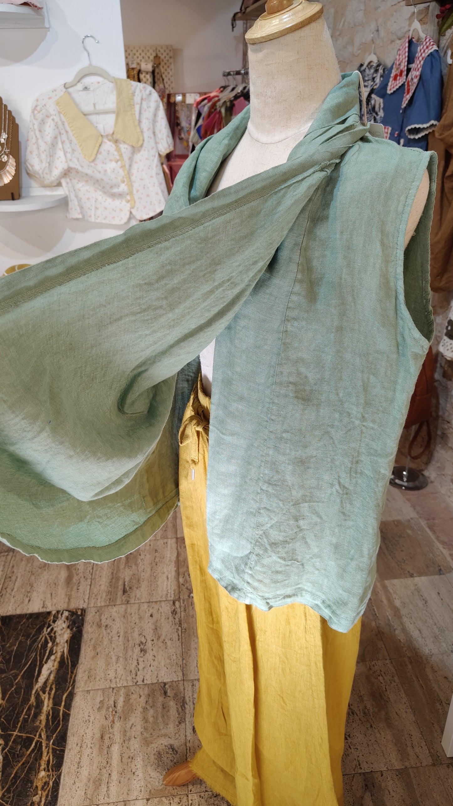 Maglia asimmetrica