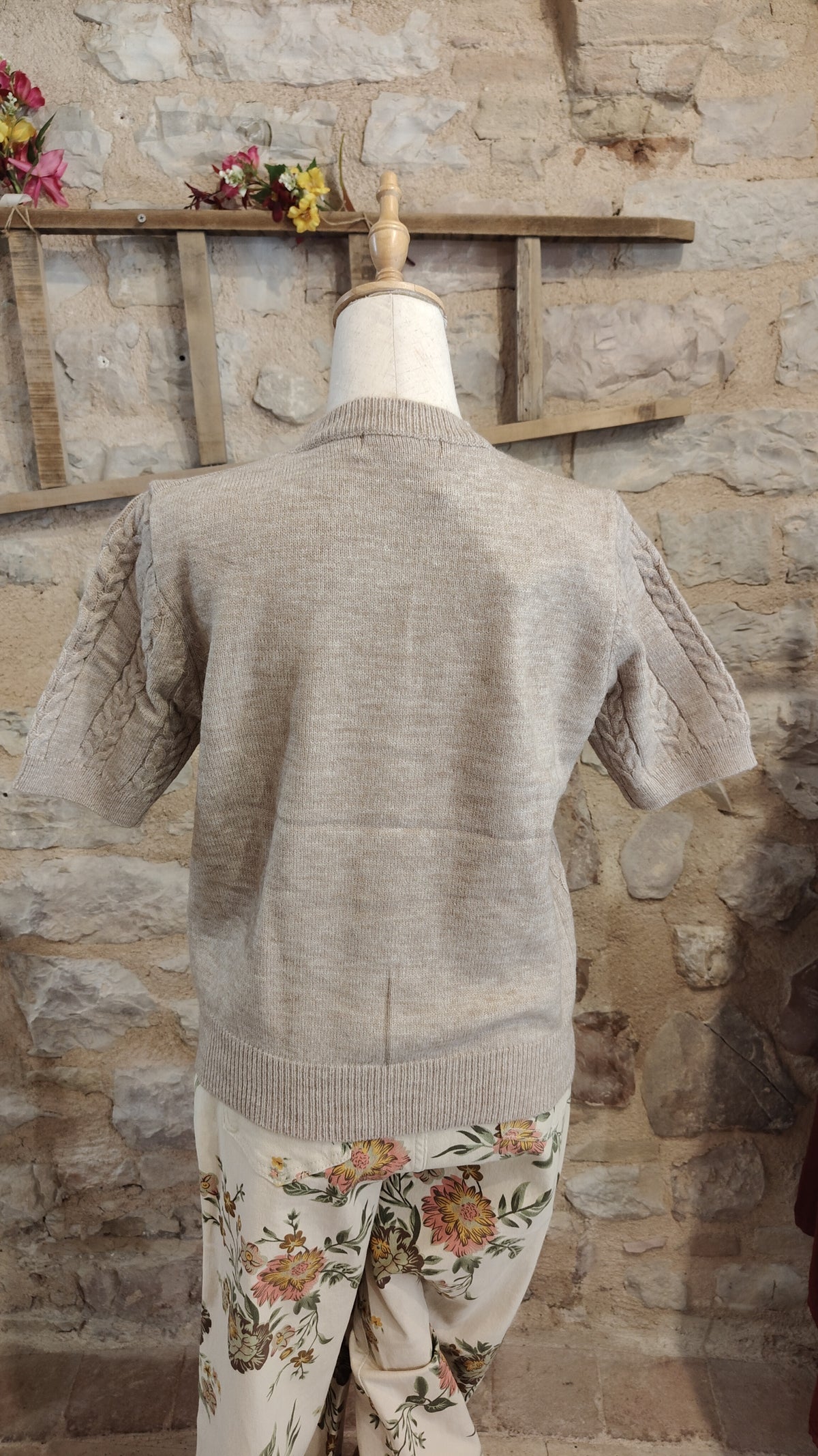 Maglia cutie (beige)