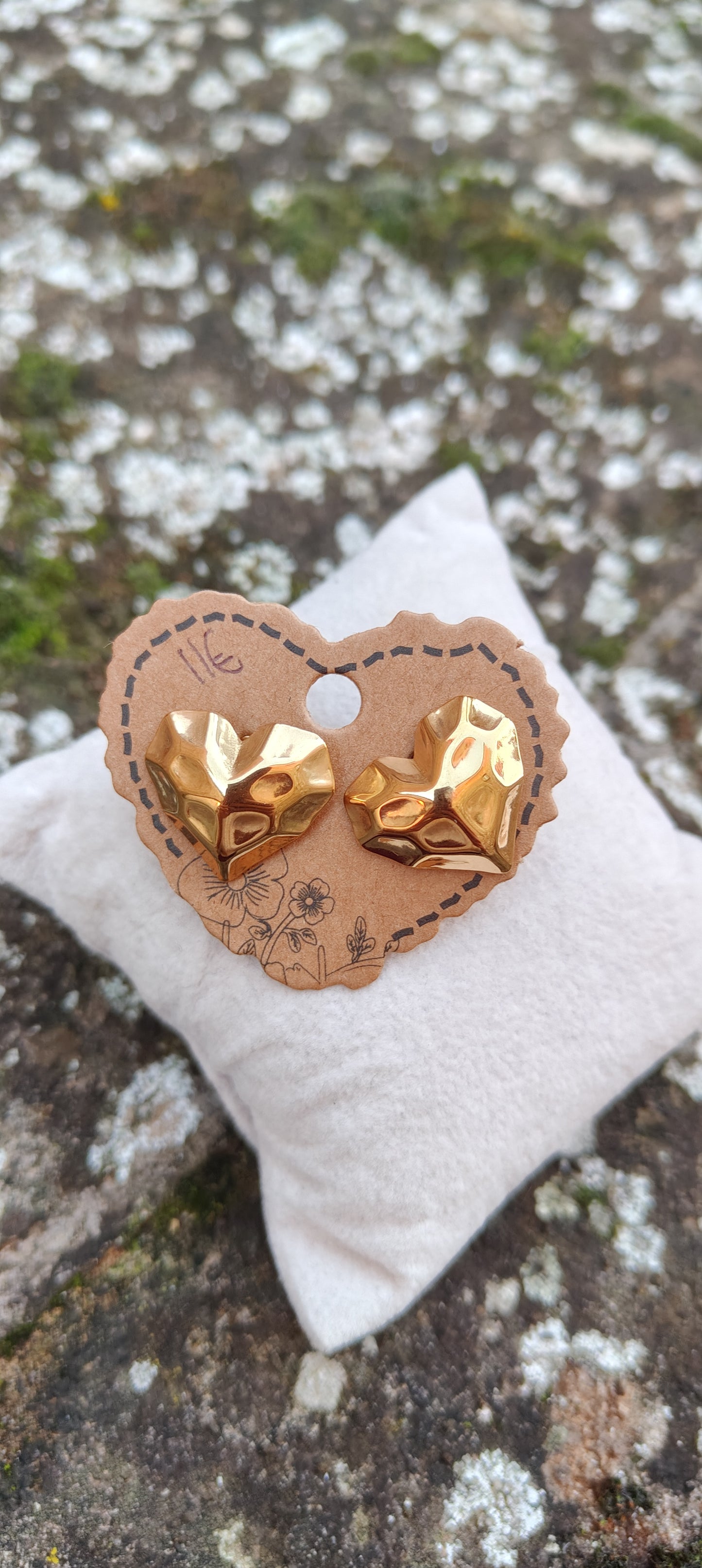 Orecchini cuore tridimensionale oro