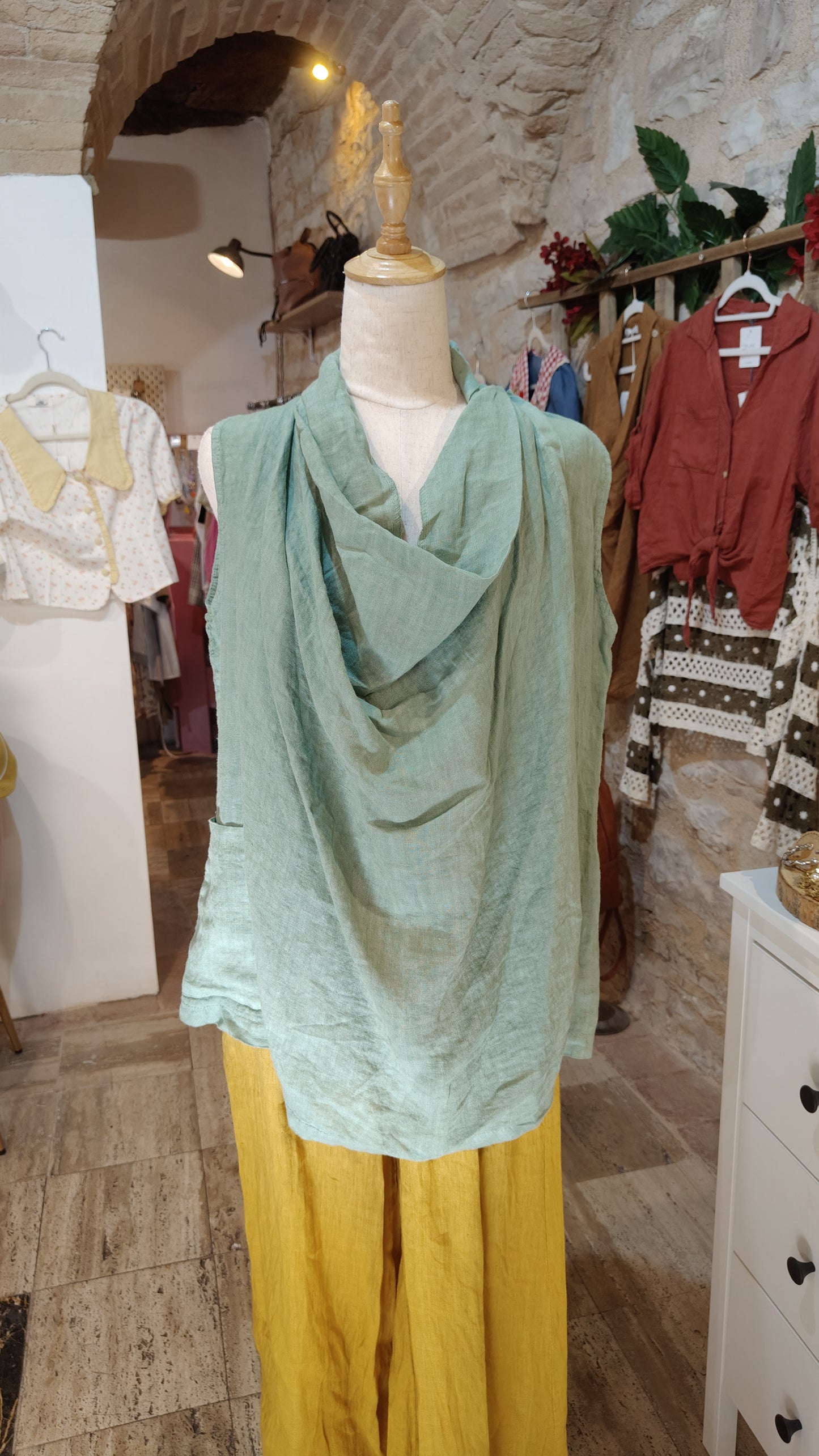 Maglia asimmetrica