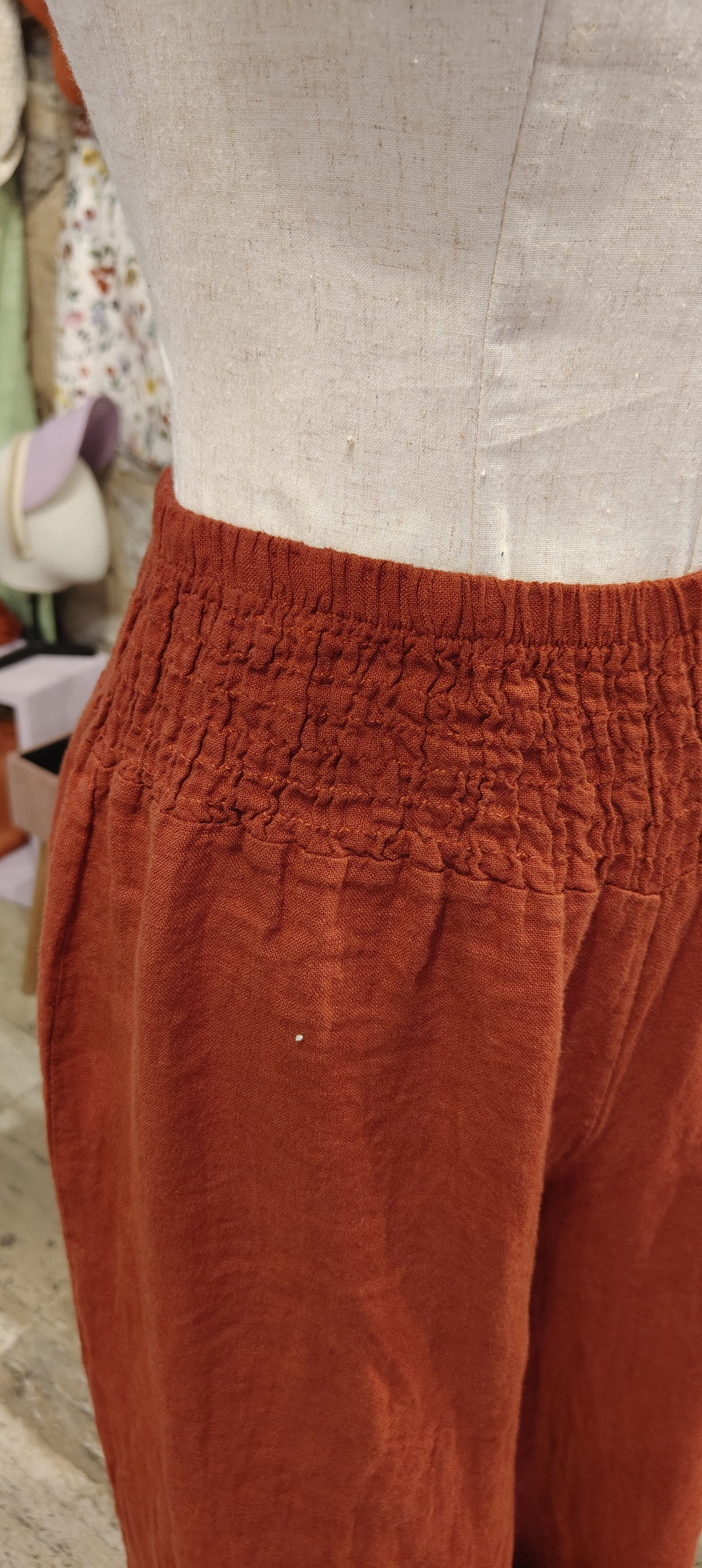 Pantaloni ruggine