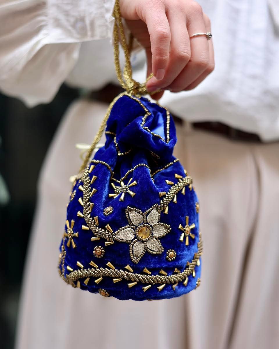 Secchiello gioiello blu