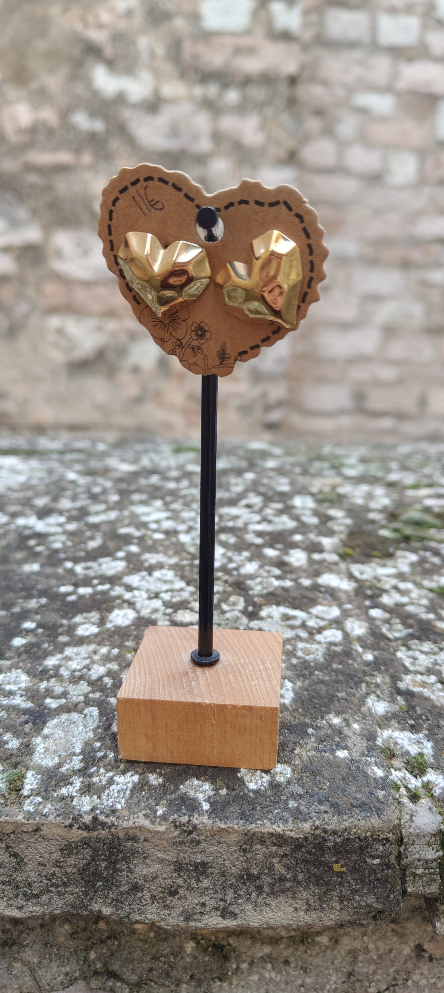 Orecchini cuore tridimensionale oro