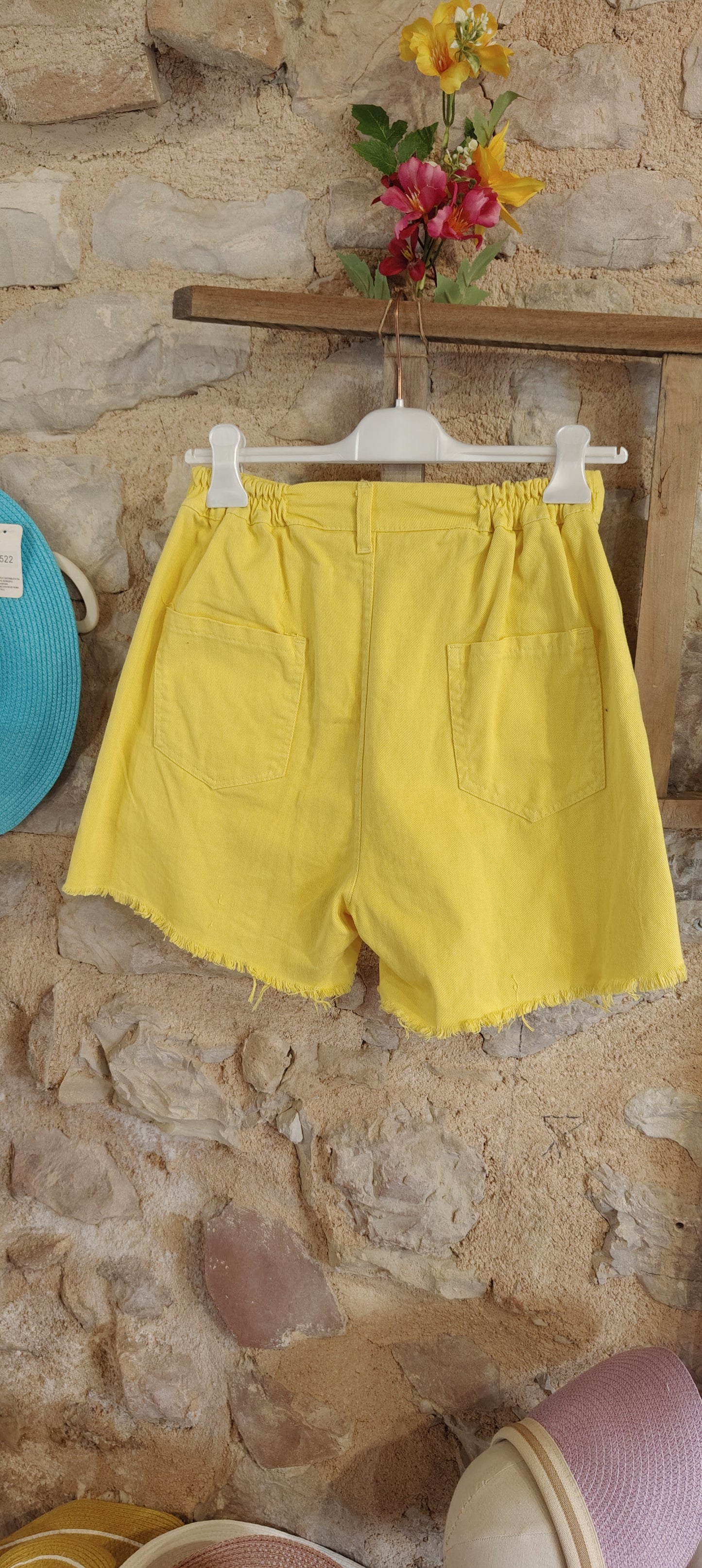 Shorts gialli