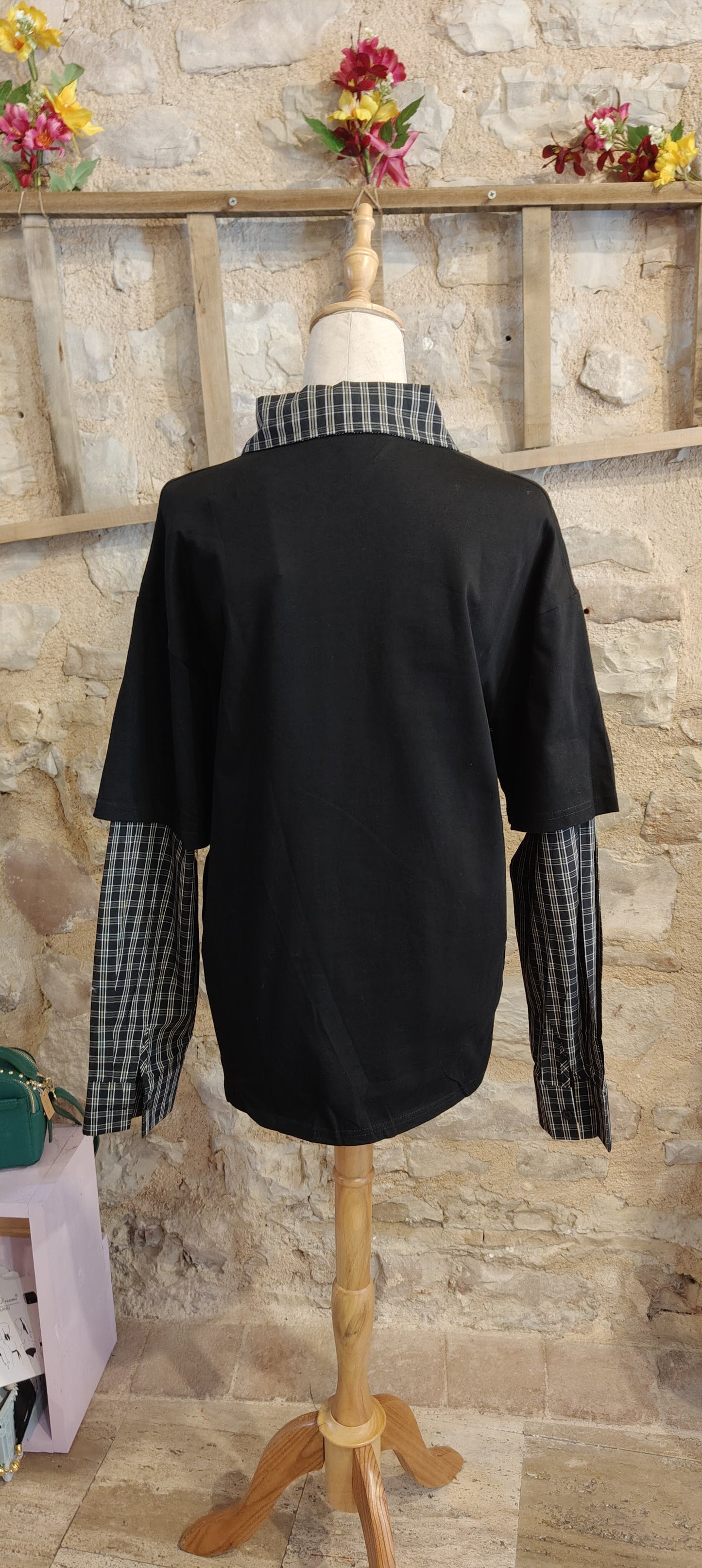 Maglia camicia nera