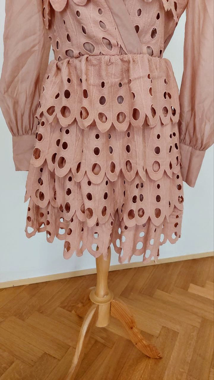 Abito petali rosa