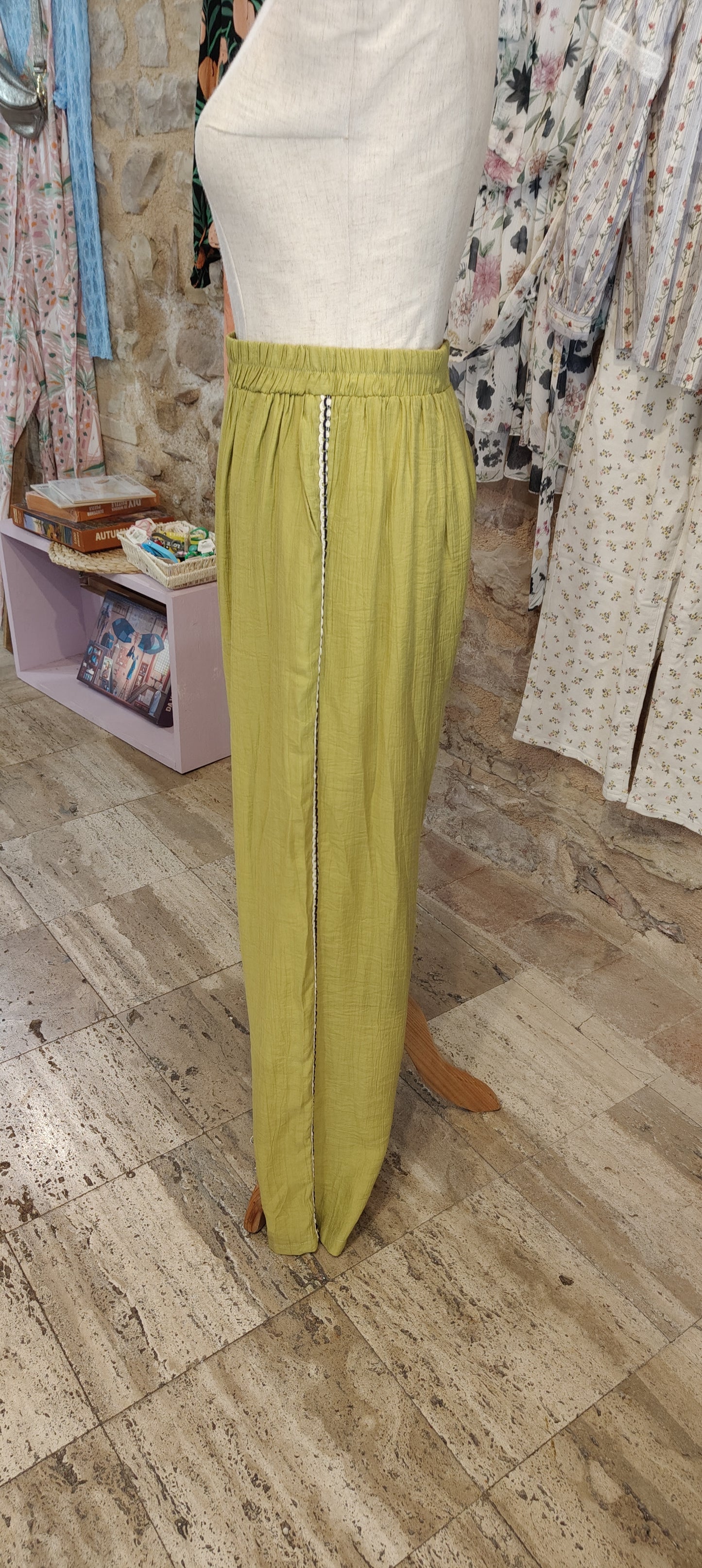 Pantaloni palma verde