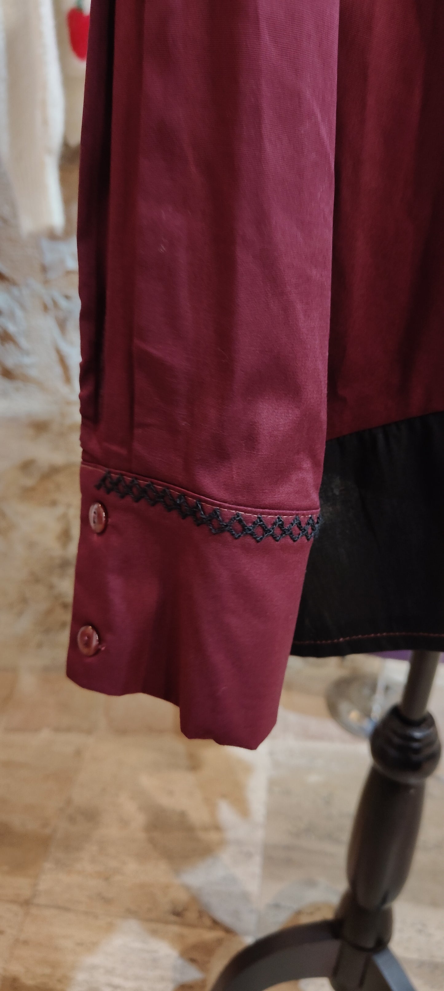Camicia ricamata bordeaux