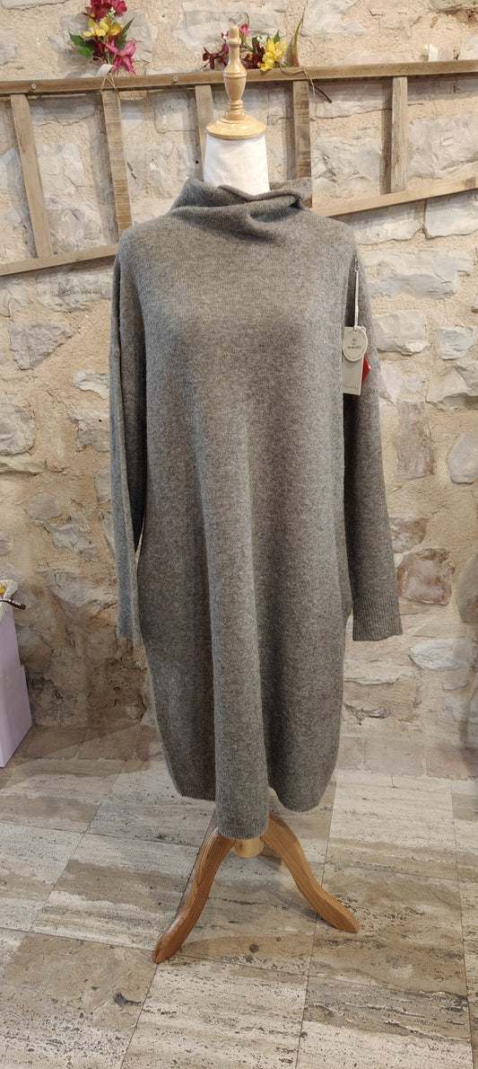 Abito maglione avana