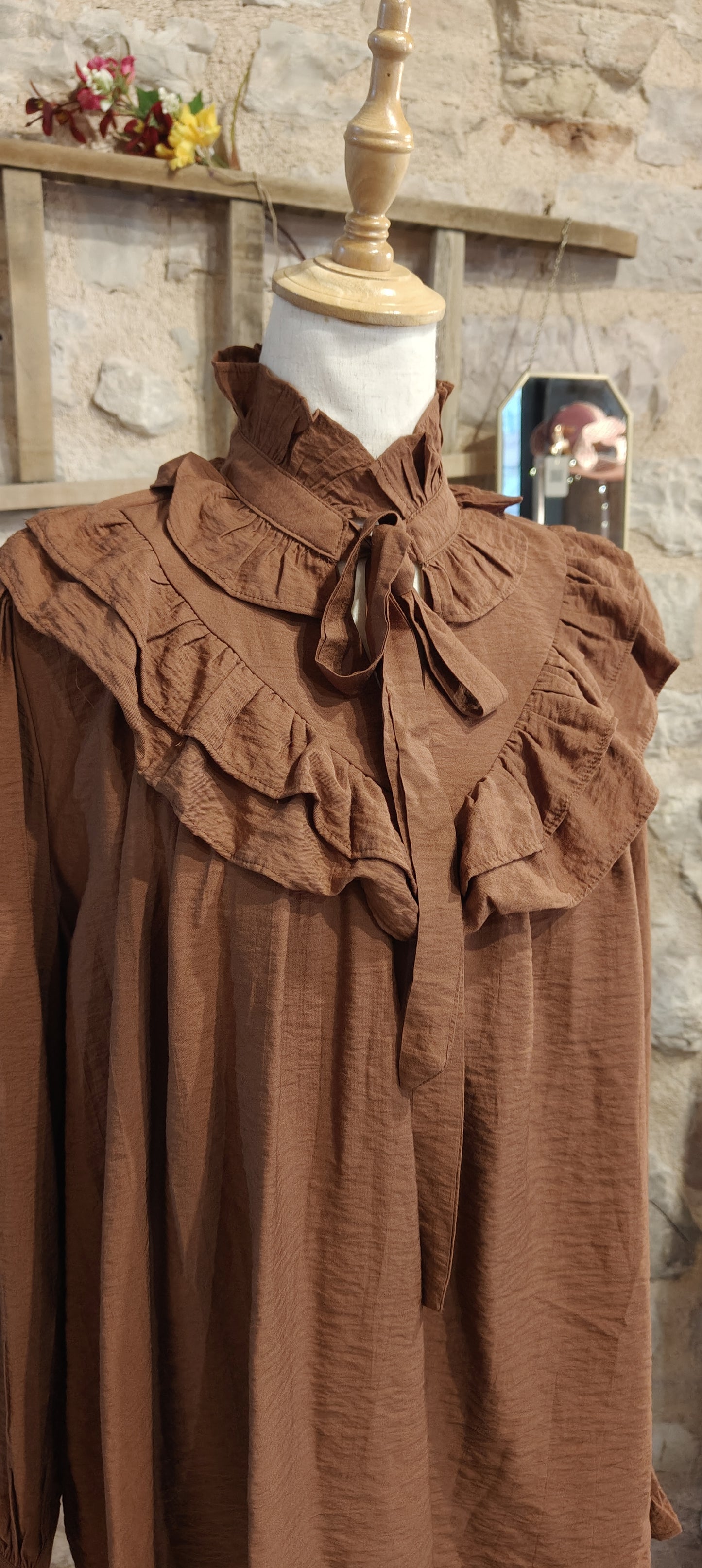 Blusa bonton marrone