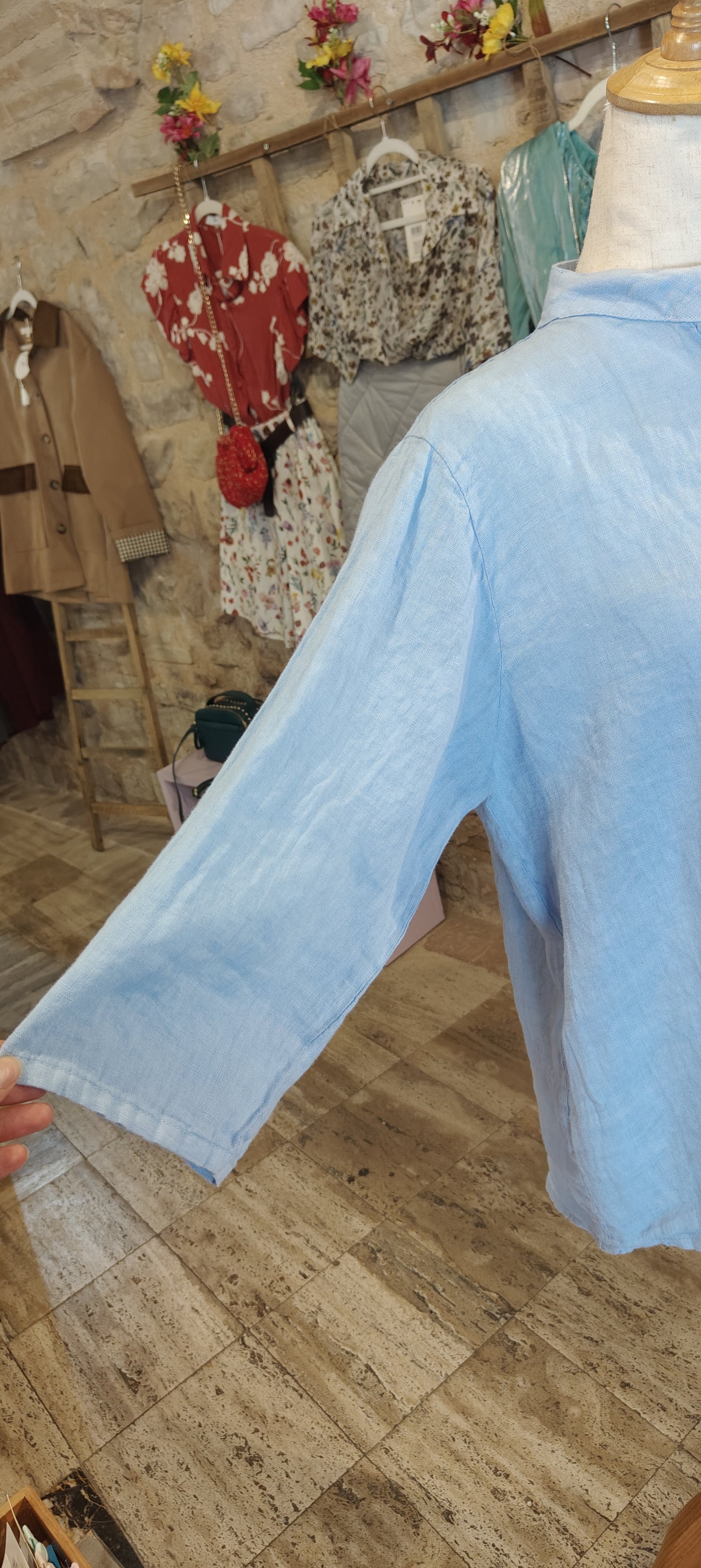 Blusa lino azzurra