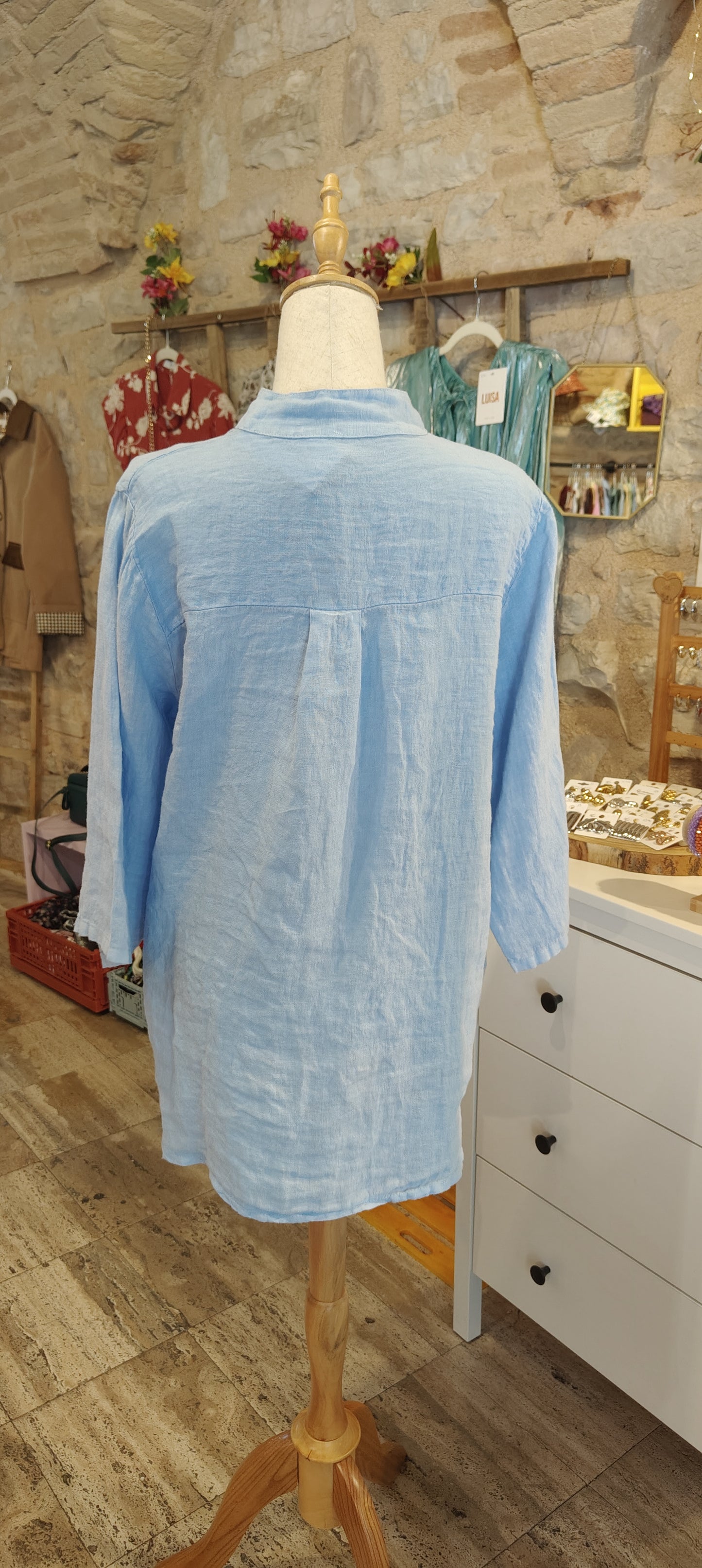 Blusa lino azzurra