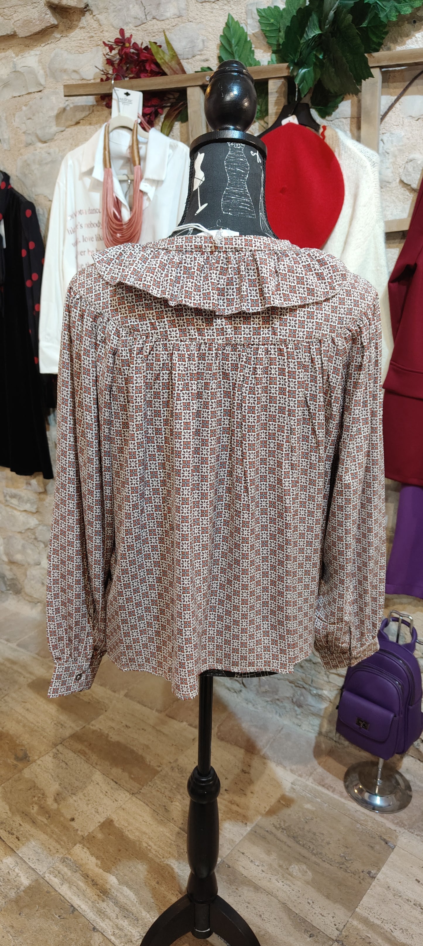 Blusa geometrica rossa