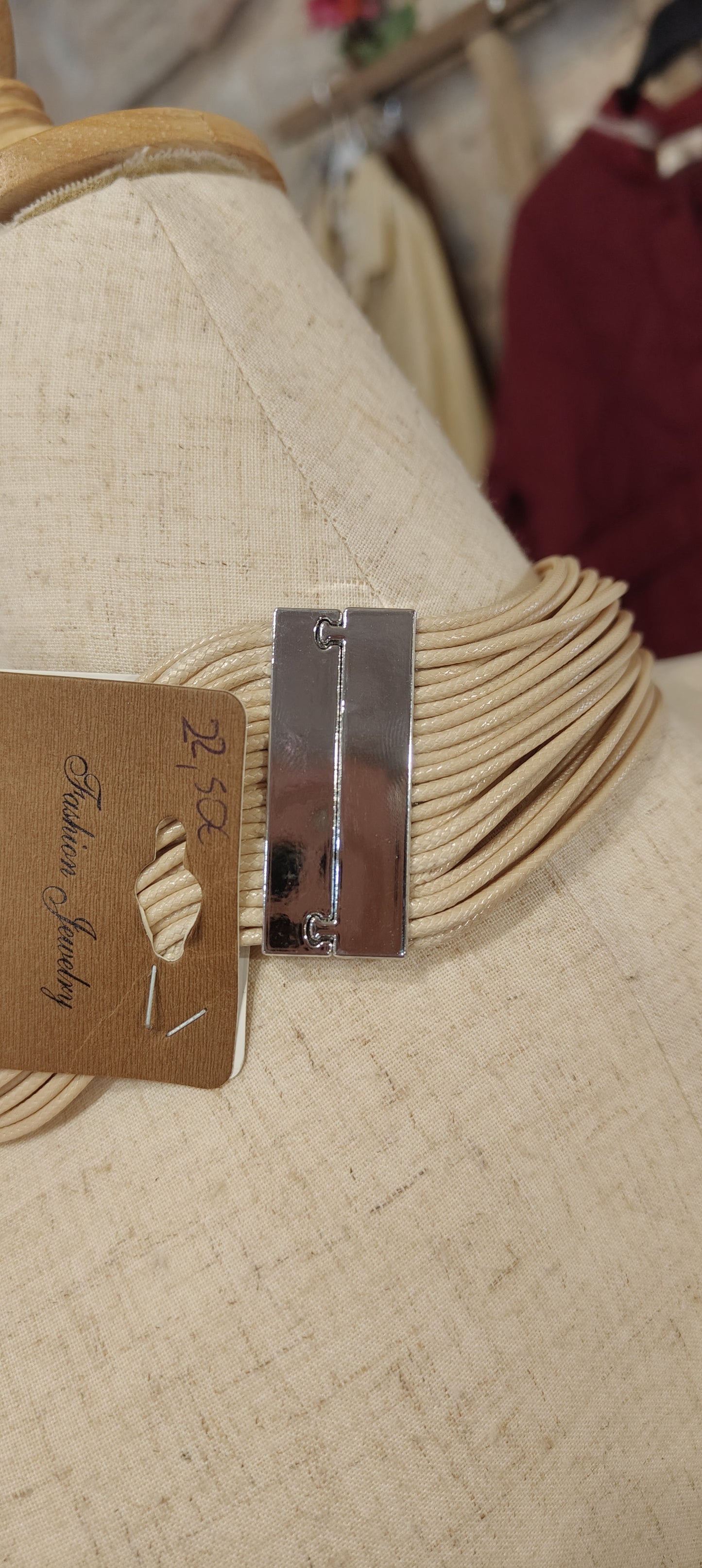 Collana mille fili beige