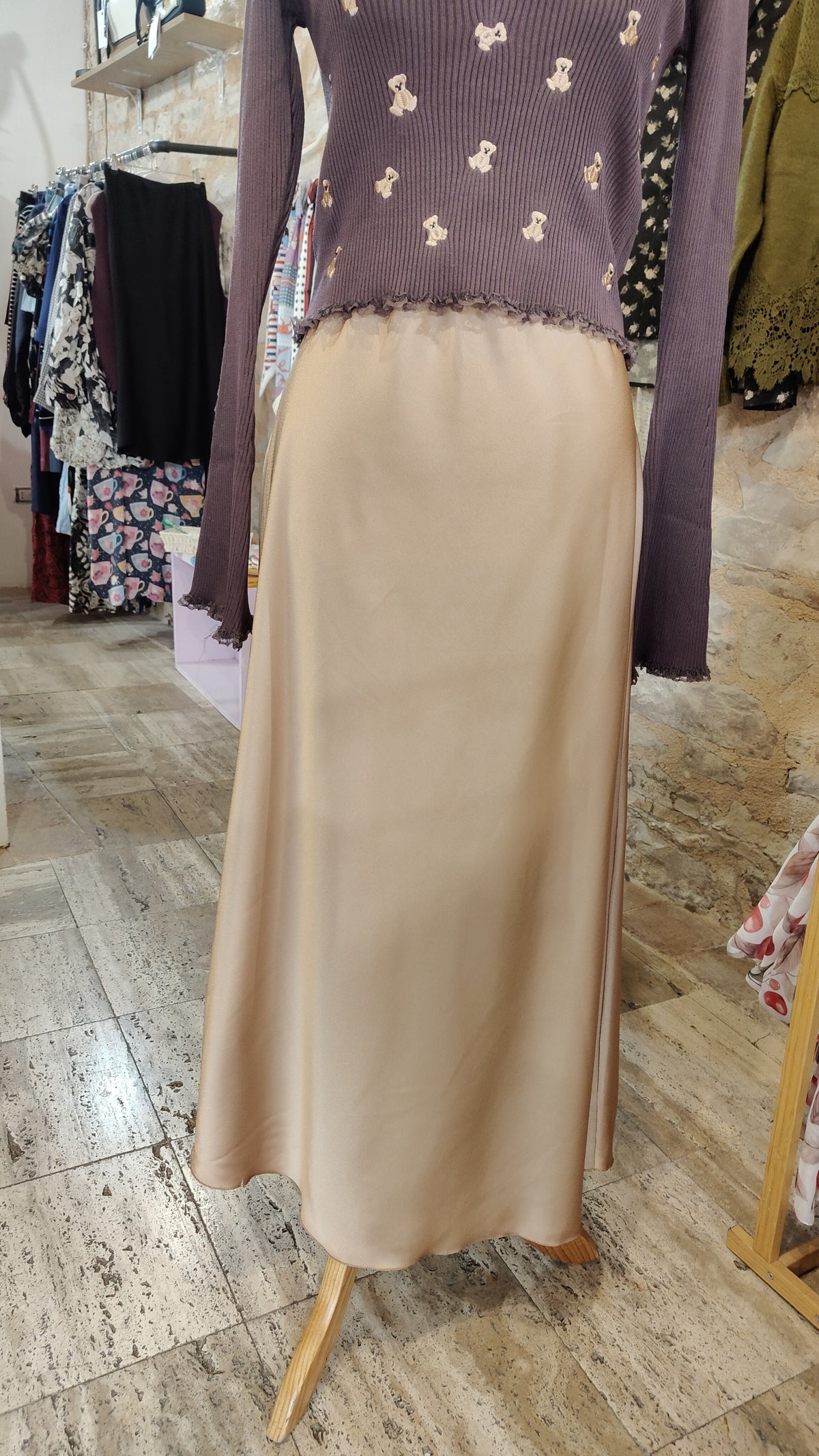 Gonna beige