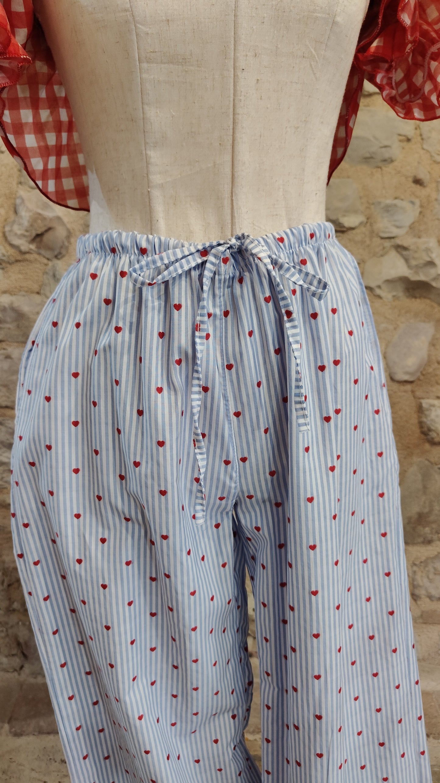 Pantaloni cuoricini