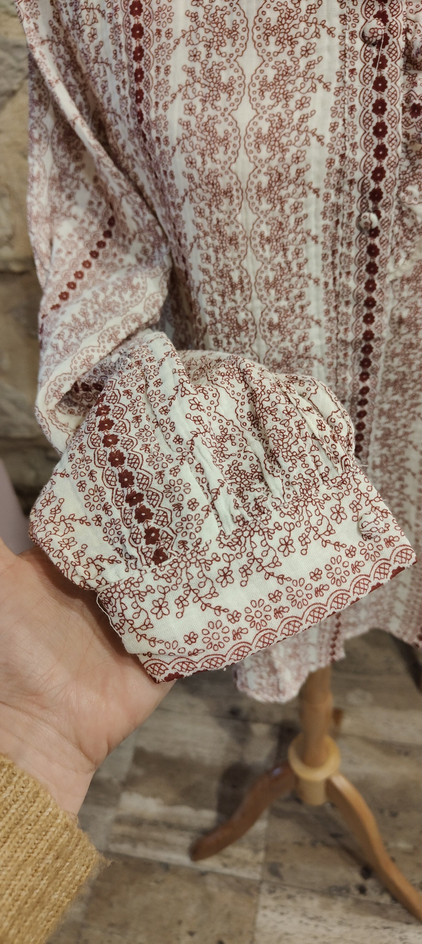 Camicetta ghirigori rossa