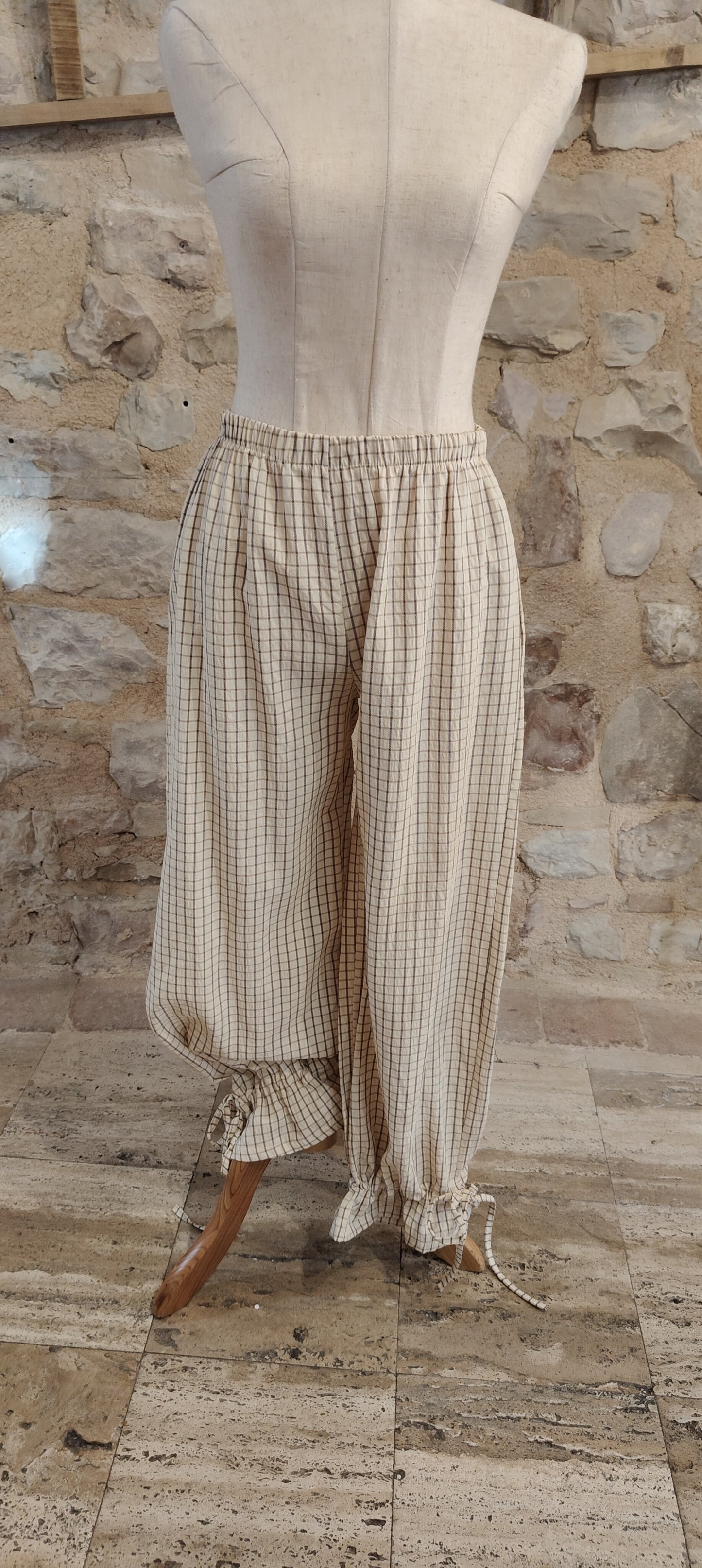 Pantaloni fiocchetti (panna)