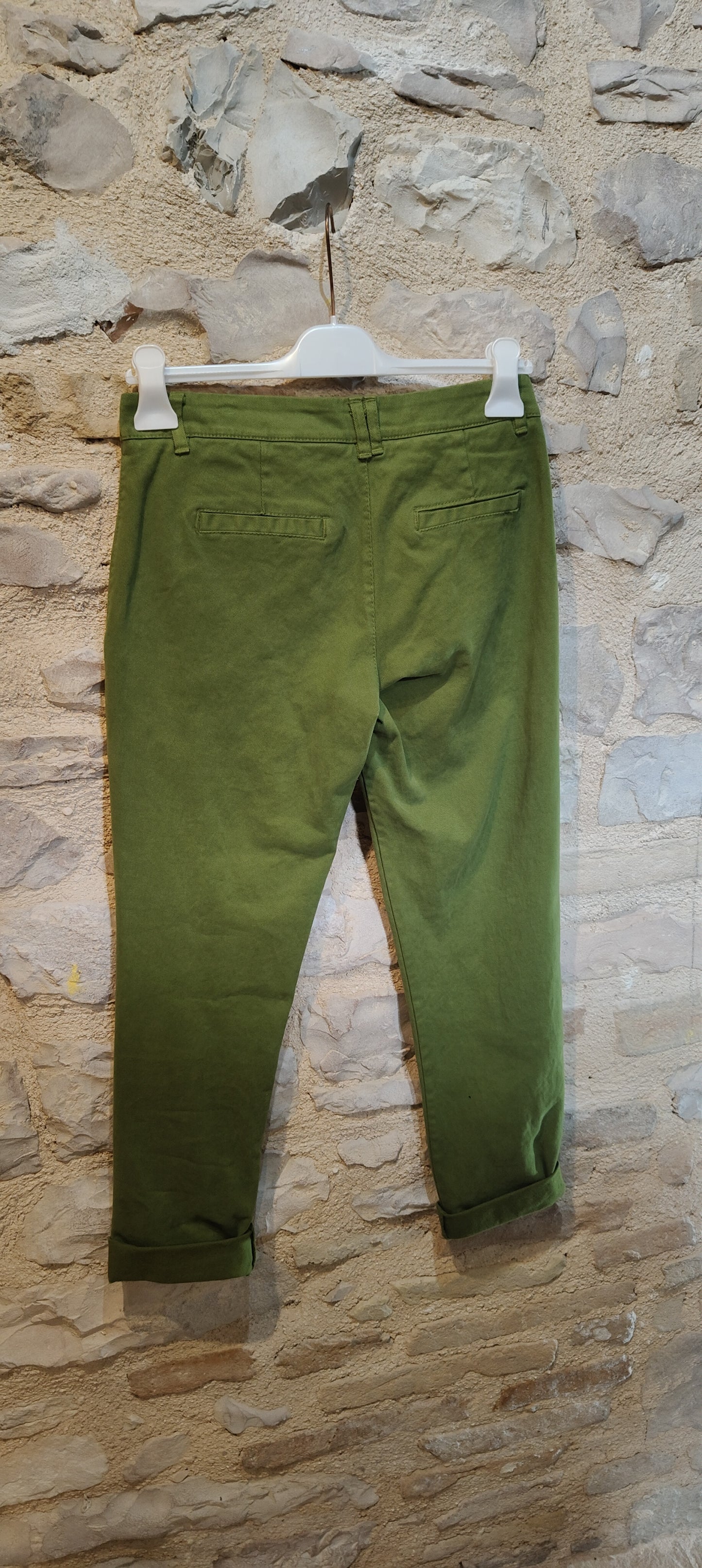 Pantaloni verdi