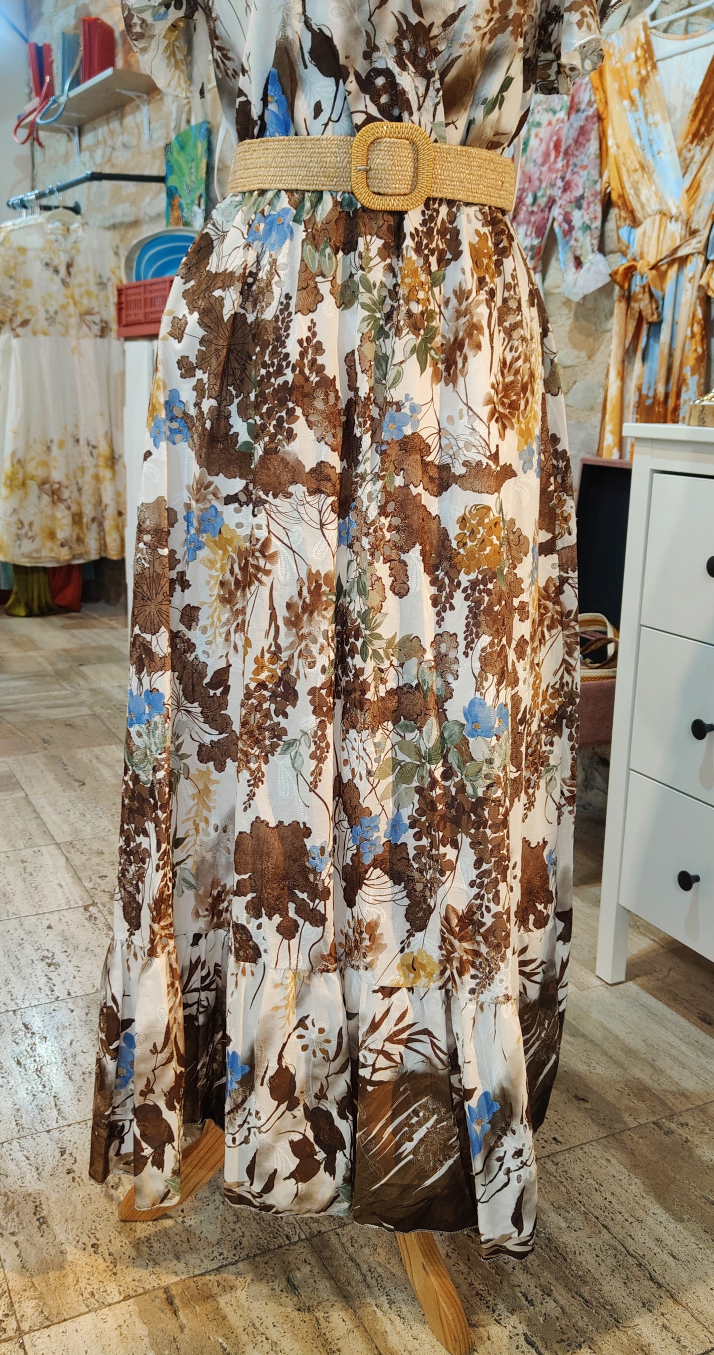 Abito sangallo marrone