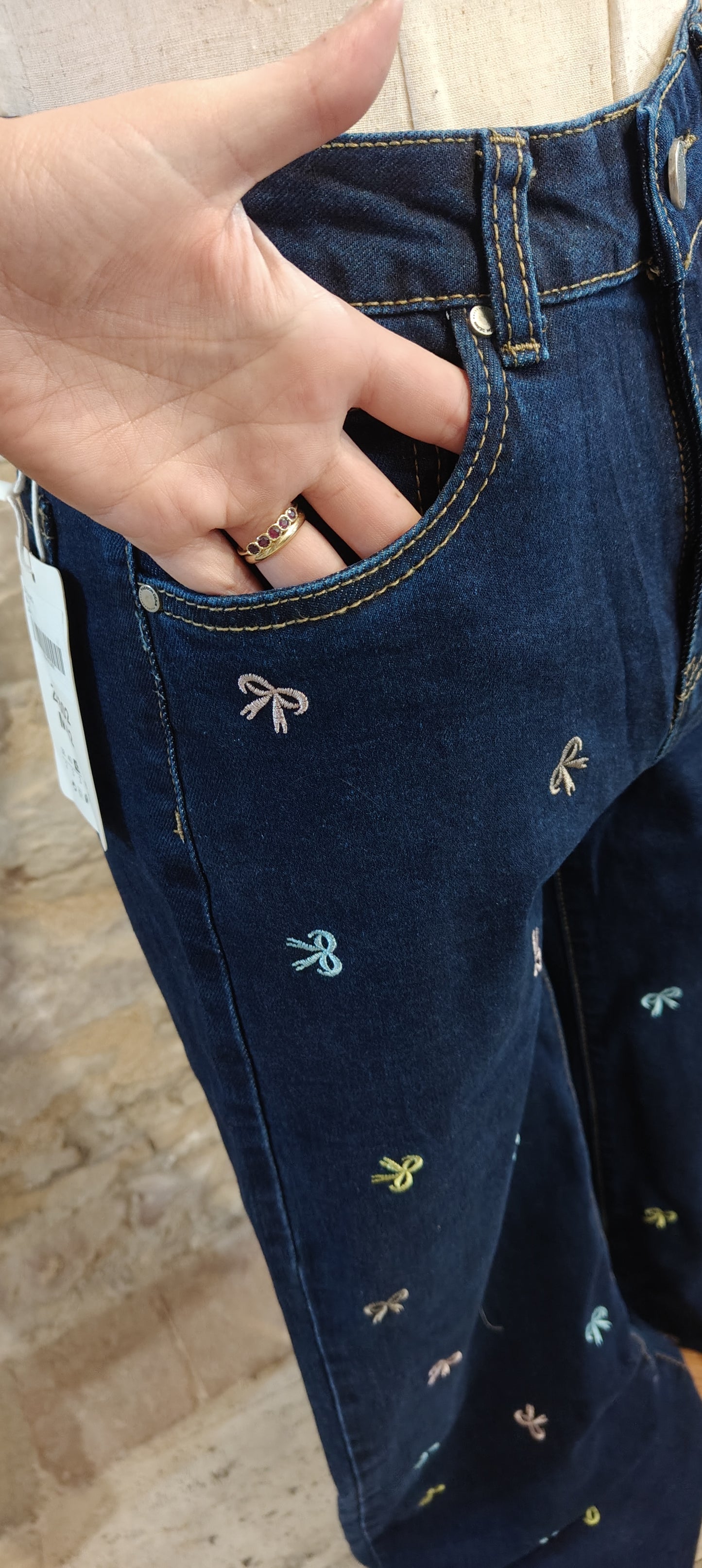 Jeans fiocchetti