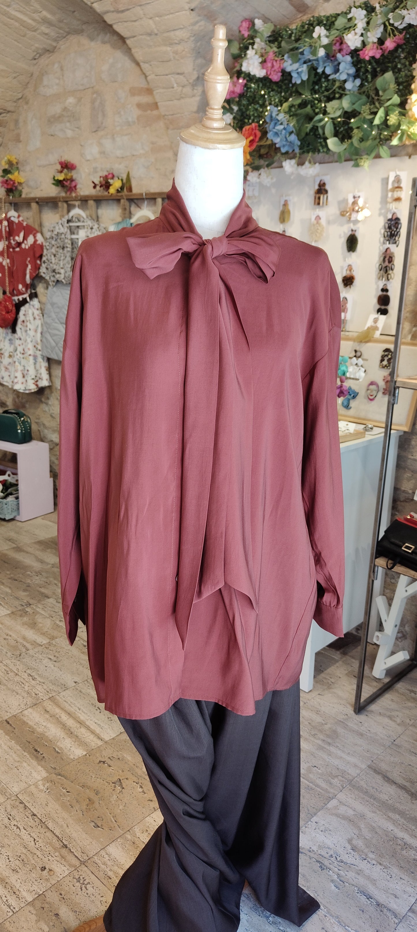 Camicia con fiocco