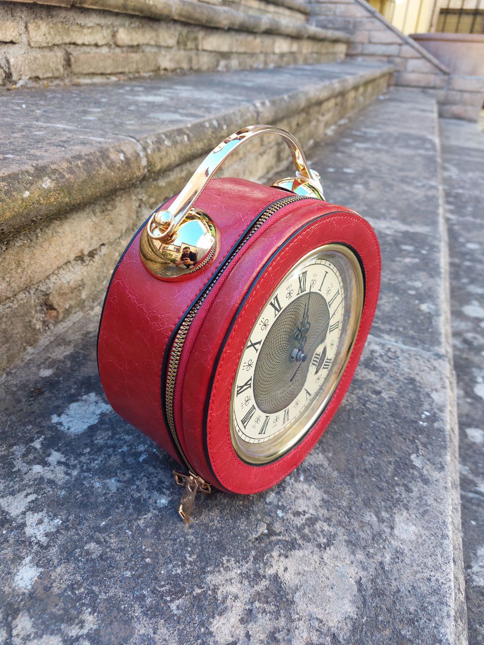 Borsa orologio rossa