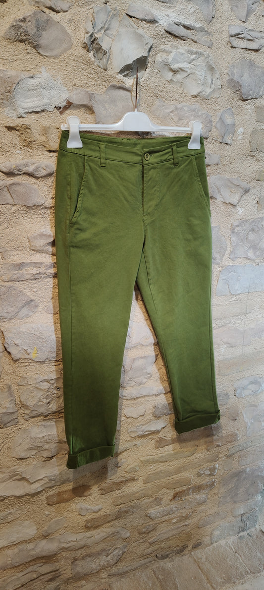 Pantaloni verdi