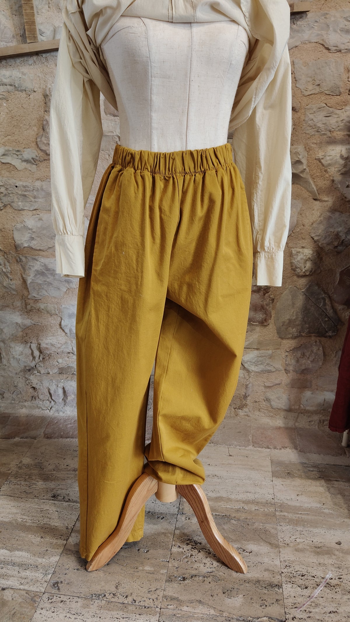 Pantaloni senape