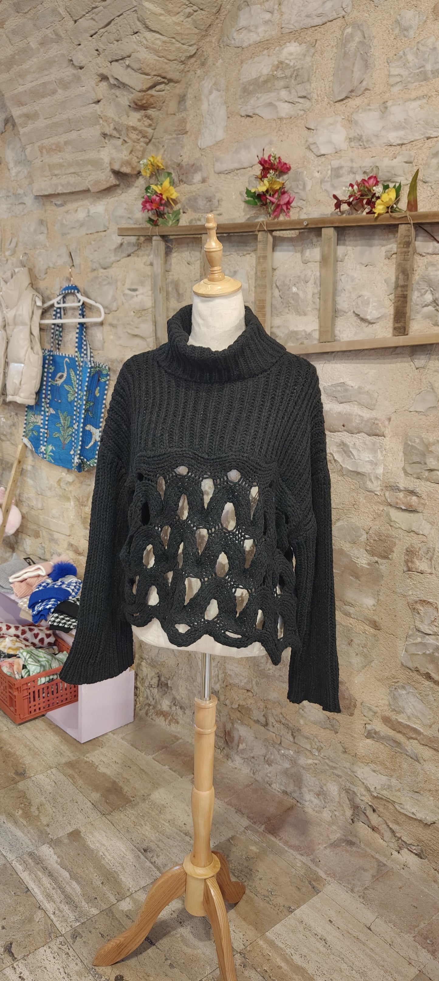 Maglione nido d'api nero (collo)