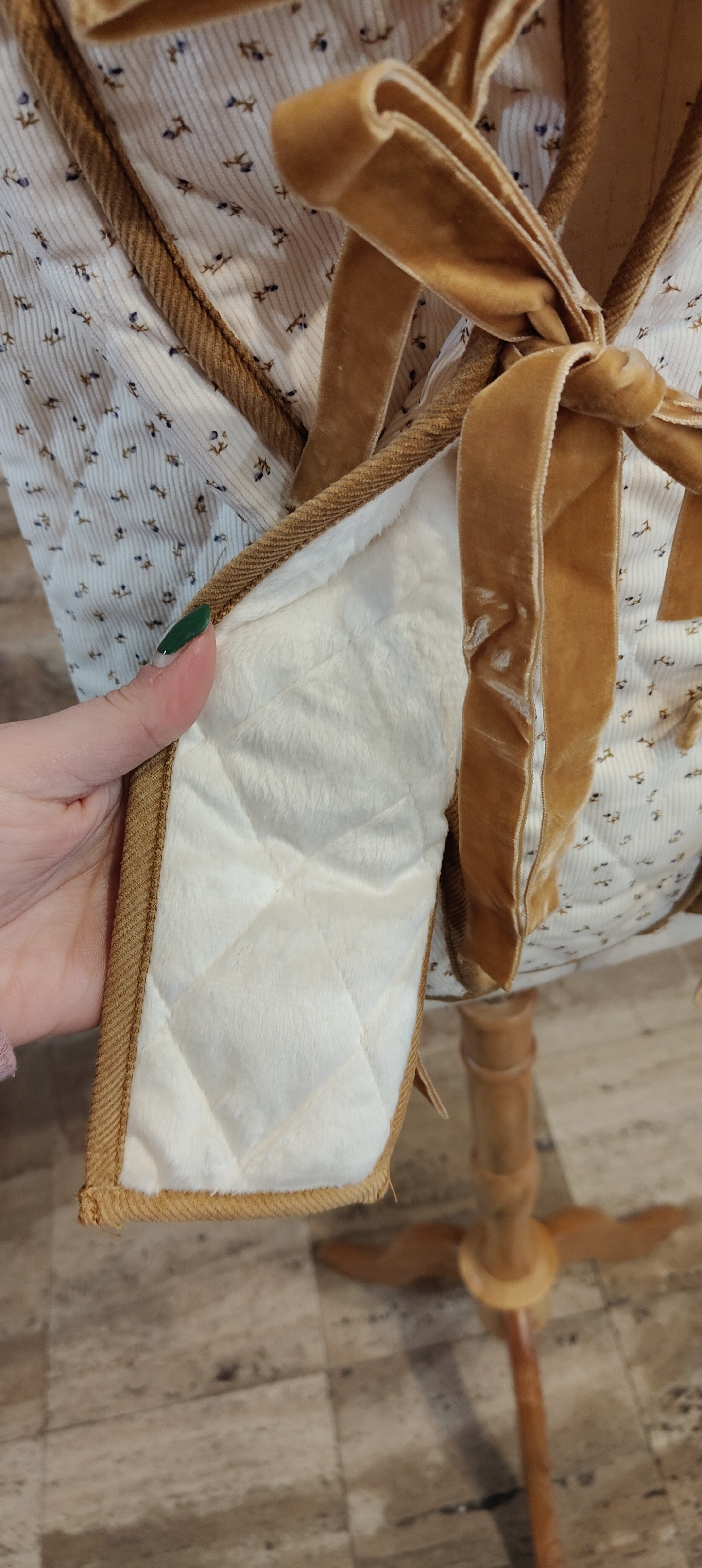 Gilet fiocchetti