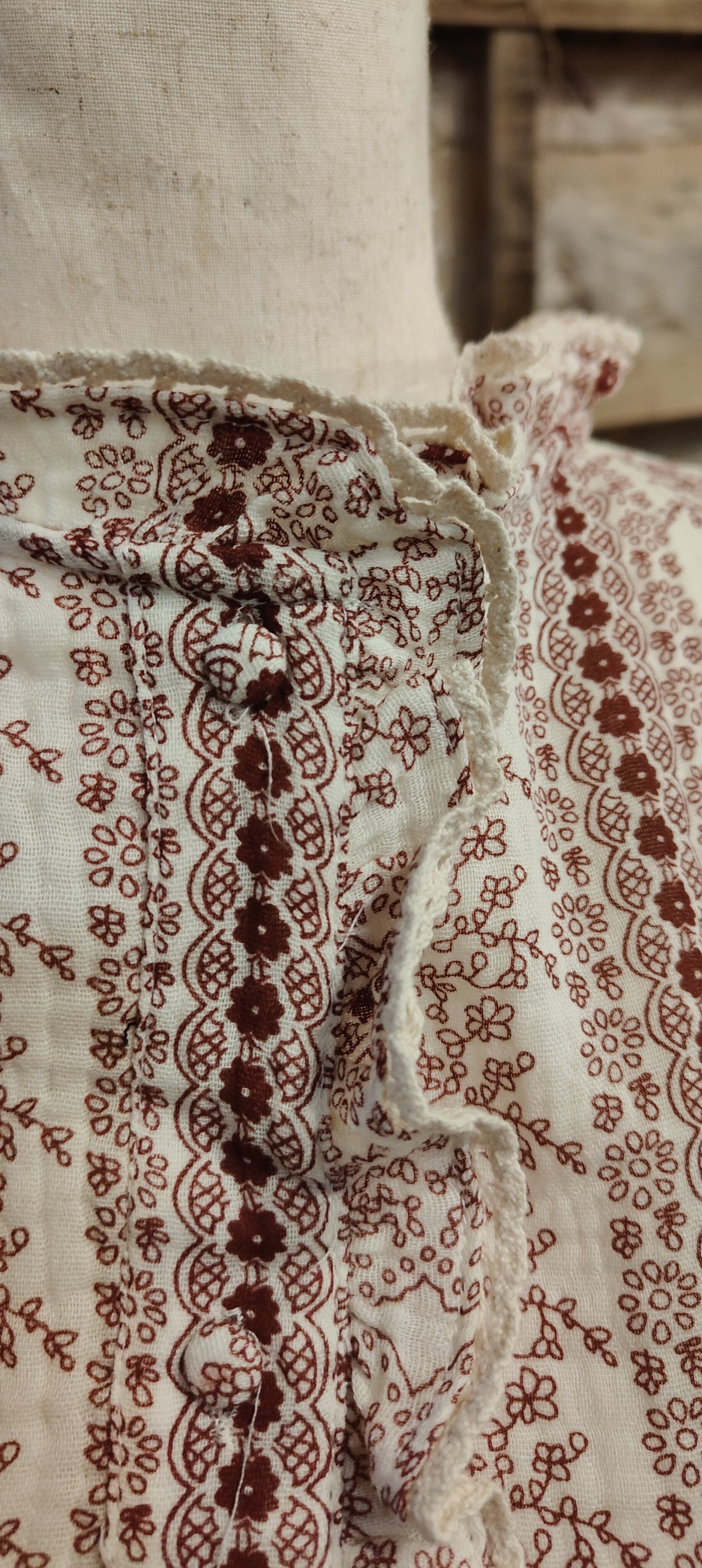 Camicetta ghirigori rossa