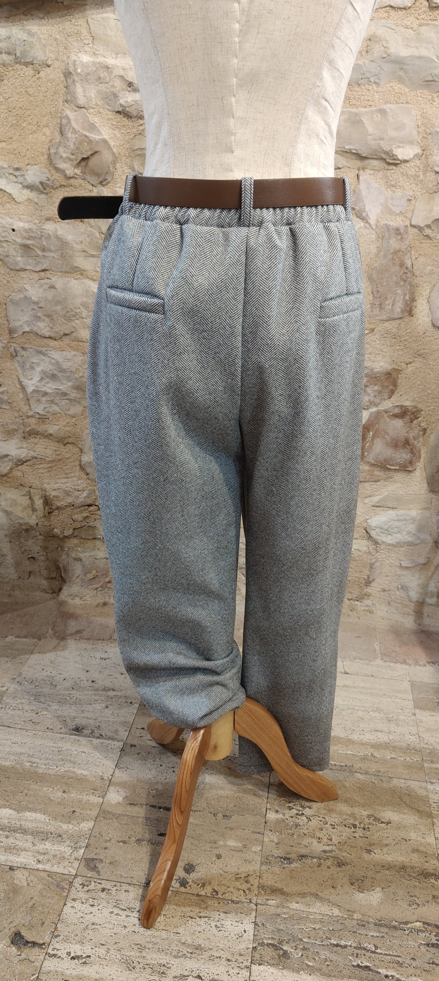 Pantaloni tweed
