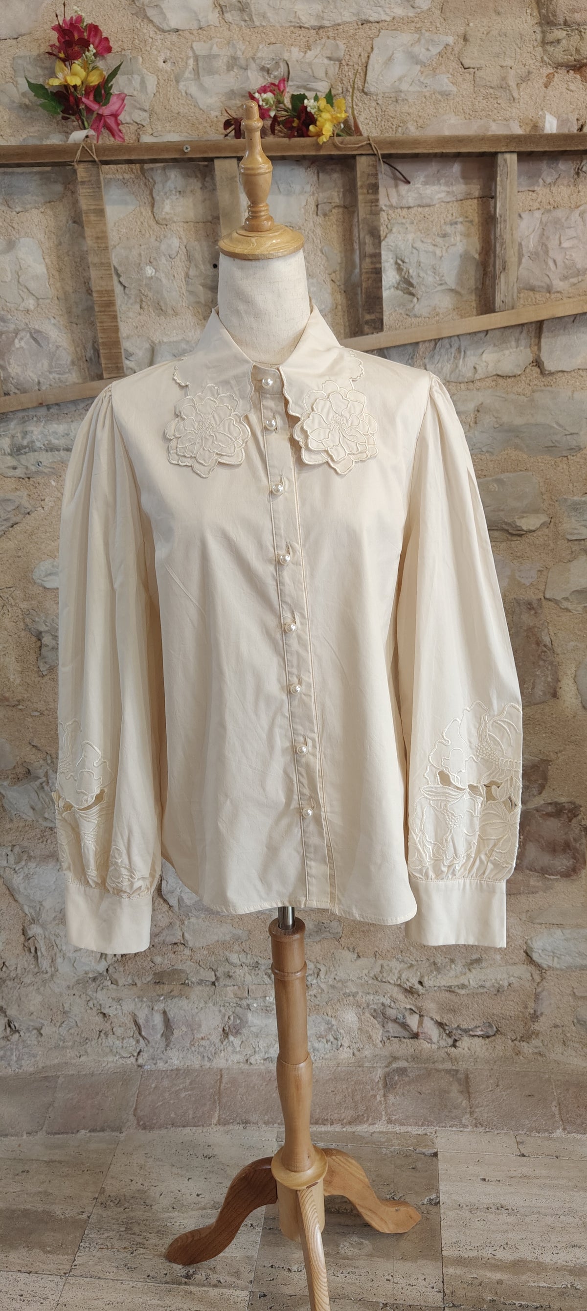 Camicia bonton